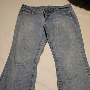 AE Artist jeans